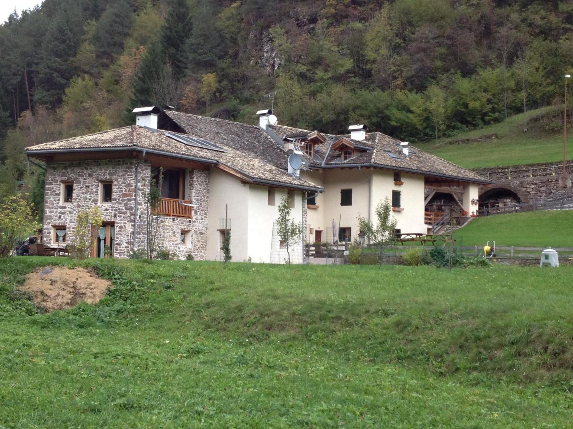 Maso Toneto Hotel Castello-Molina di Fiemme Bagian luar foto